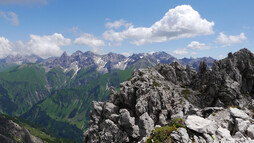 Im Gipfelbereich des Nördlichen Schafalpenkopfes | © Outdooractive Editors