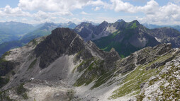 Der Mittlere Schafalpenkopf vom Nördlichen Schafalpenkopf. | © Outdooractive Editors