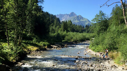 Blick über die Breiach | © Kleinwalsertal Tourismus eGen Blick über die Breiach | © Kleinwalsertal Tourismus eGen