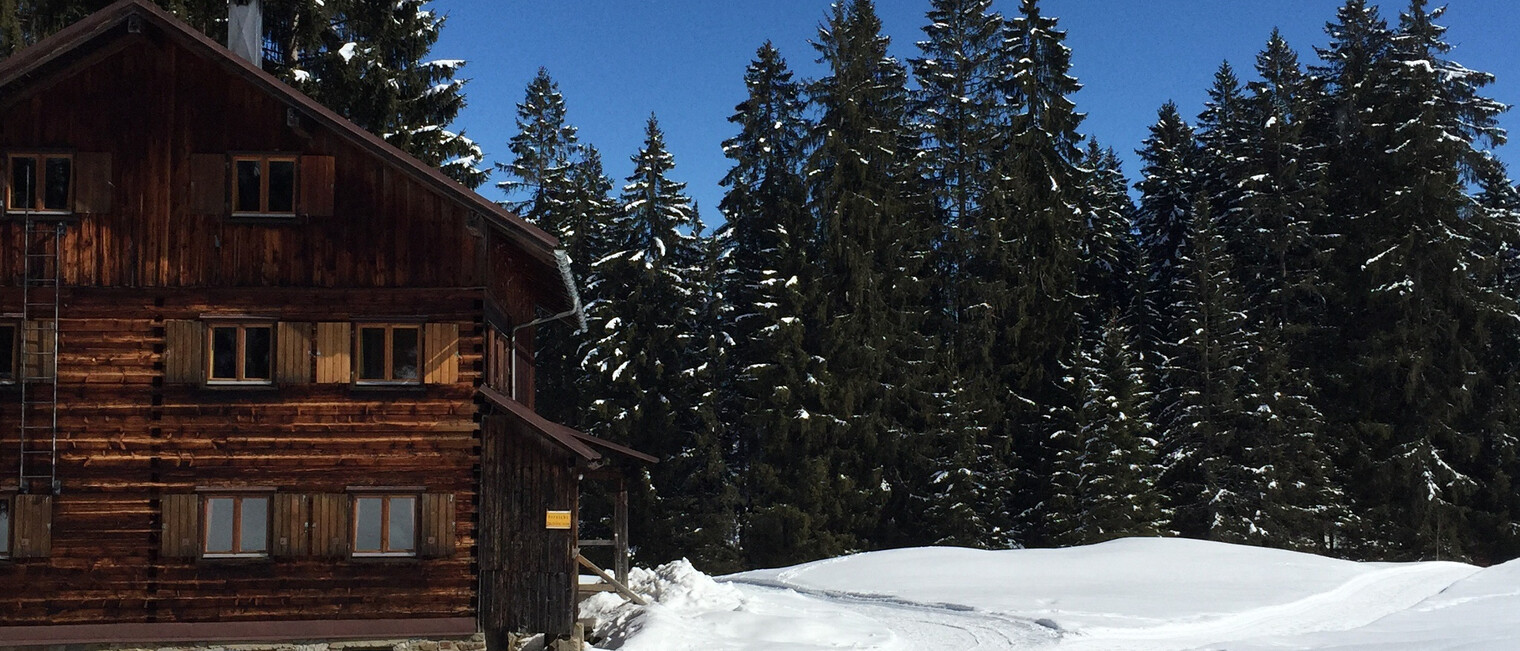 Holzhütte bei der Naturbrücke | © Kleinwalsertal Tourismus eGen