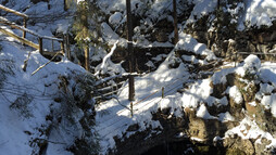 Naturbrücke im Winter | © Kleinwalsertal Tourismus eGen