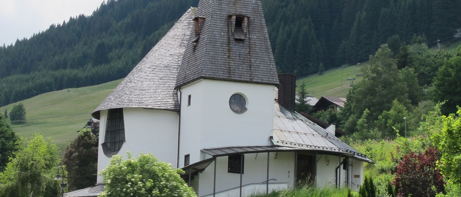 Evangelische Kreuzkirche | © Kleinwalsertal Tourismus eGen Evangelische Kreuzkirche | © Kleinwalsertal Tourismus eGen