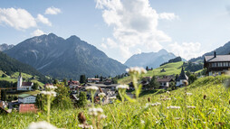 Hirschegg | © Kleinwalsertal Tourismus eGen | Fotograf: Steffen Berschin
