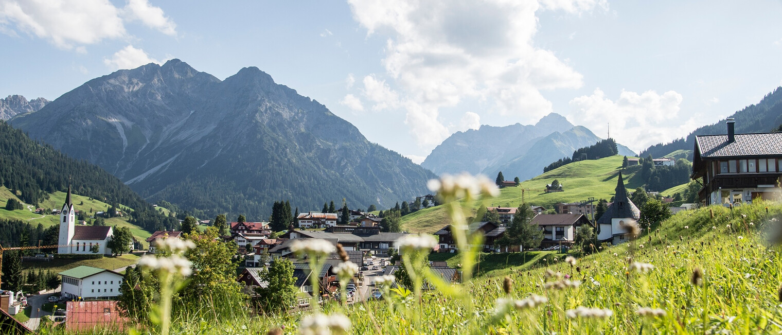 Hirschegg | © Kleinwalsertal Tourismus eGen | Fotograf: Steffen Berschin