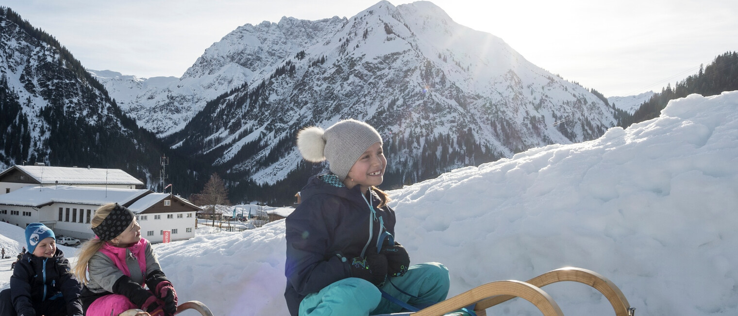 Schützabühl in Mittelberg | © Kleinwalsertal Tourismus eGen | Fotograf @Dominik Berchtold