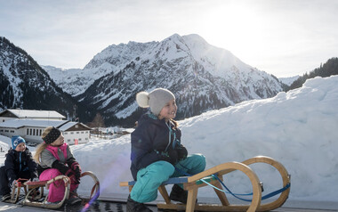Schützabühl in Mittelberg | © Kleinwalsertal Tourismus eGen | Fotograf @Dominik Berchtold