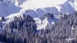 Steinmandl im Winter | © Kleinwalsertal Tourismus eGen | Fotograf @Oliver Farys