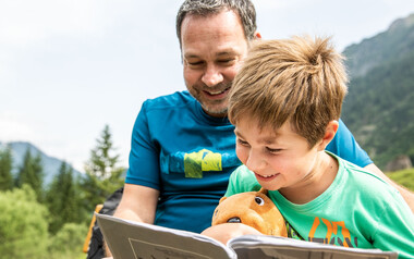 Forscherbuch Gemstel | © Kleinwalsertal Tourismus eGen | @Bastian Morell 