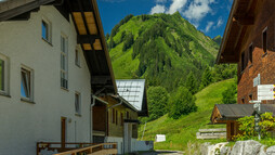 Im Dorf | © Kleinwalsertal Tourismus eGen
