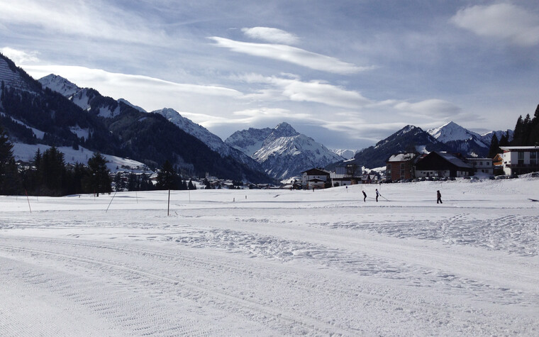 Langlaufen auf der Schwende-Loipe | © Kleinwalsertal Tourismus eGen