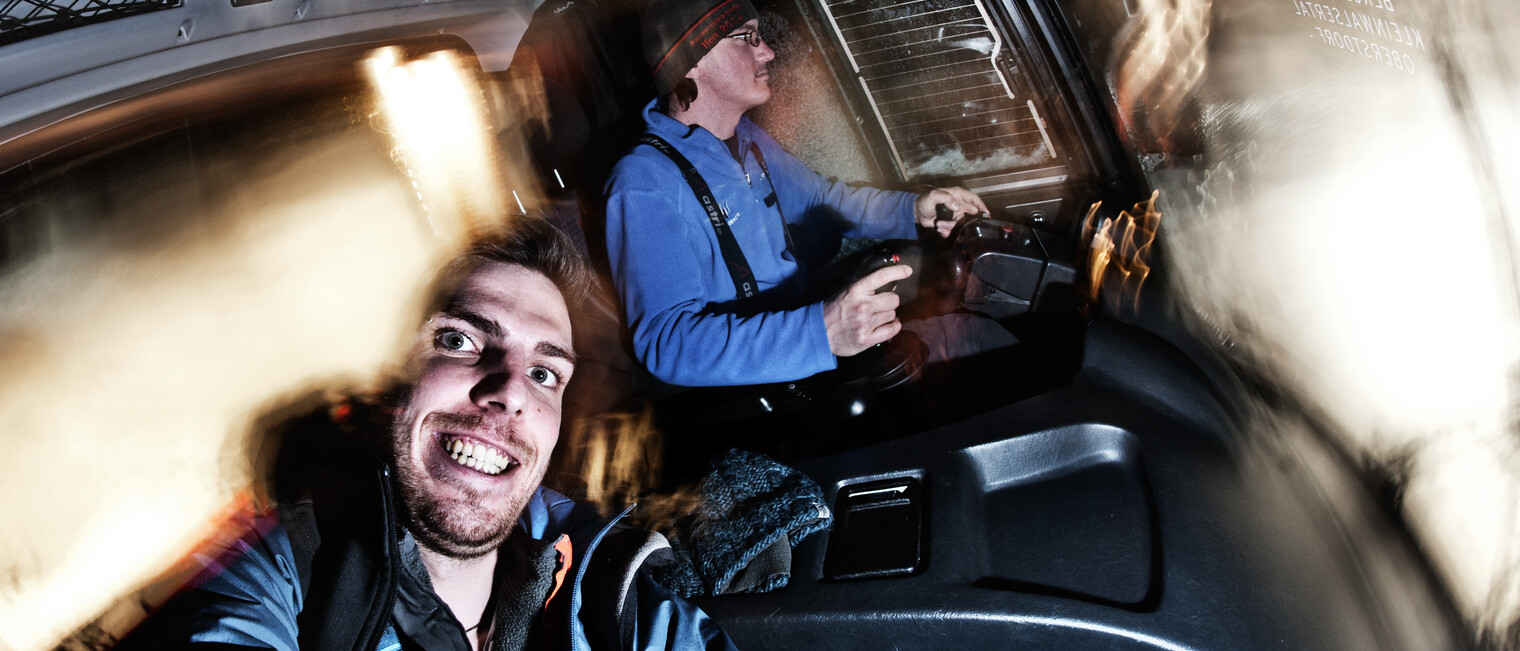 Selfie beim mitfahren | © Kleinwalsertal Tourismus eGen | Fotograf: Dominik Berchtold Selfie beim mitfahren | © Kleinwalsertal Tourismus eGen | Fotograf: Dominik Berchtold