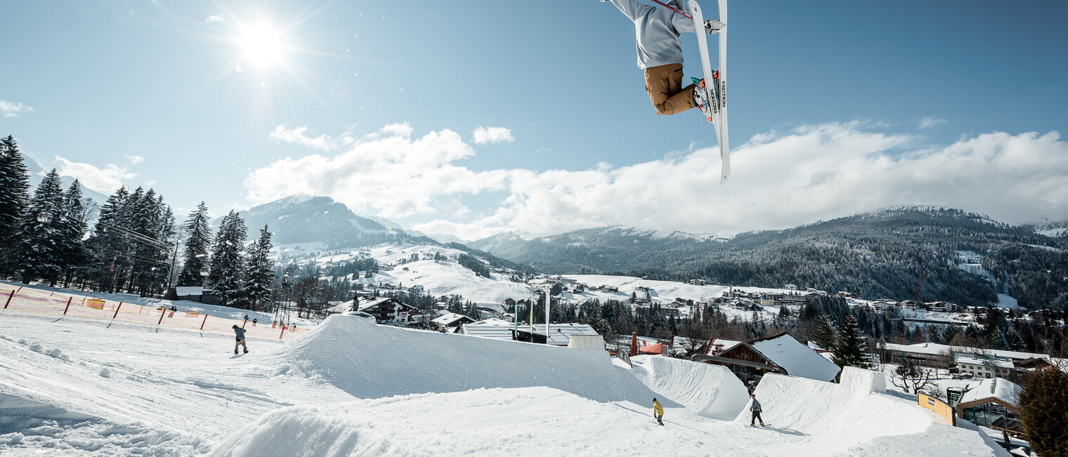 Kicker im Crystal Ground | © Kleinwalsertal Tourismus eGen | Fotograf: Mariell Vikkisk Kicker im Crystal Ground | © Kleinwalsertal Tourismus eGen | Fotograf: Mariell Vikkisk