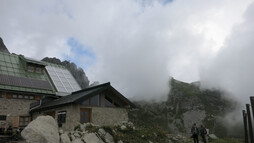 Mindelheimer Hütte | © Kleinwalsertal Tourismus eGen | Fotograf: Antje Pabst Mindelheimer Hütte | © Kleinwalsertal Tourismus eGen | Fotograf: Antje Pabst