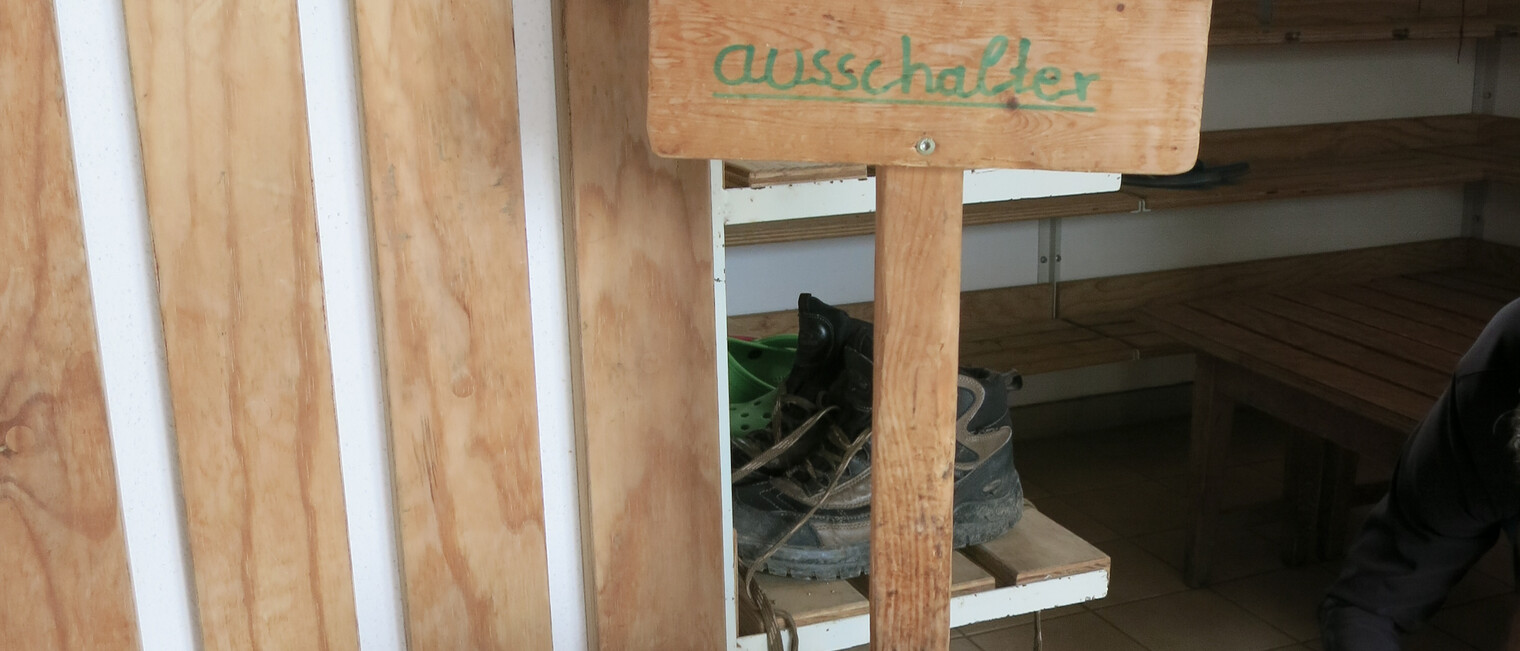Handy ausschalter | © Kleinwalsertal Tourismus eGen | Fotograf: Antje Pabst Handy ausschalter | © Kleinwalsertal Tourismus eGen | Fotograf: Antje Pabst