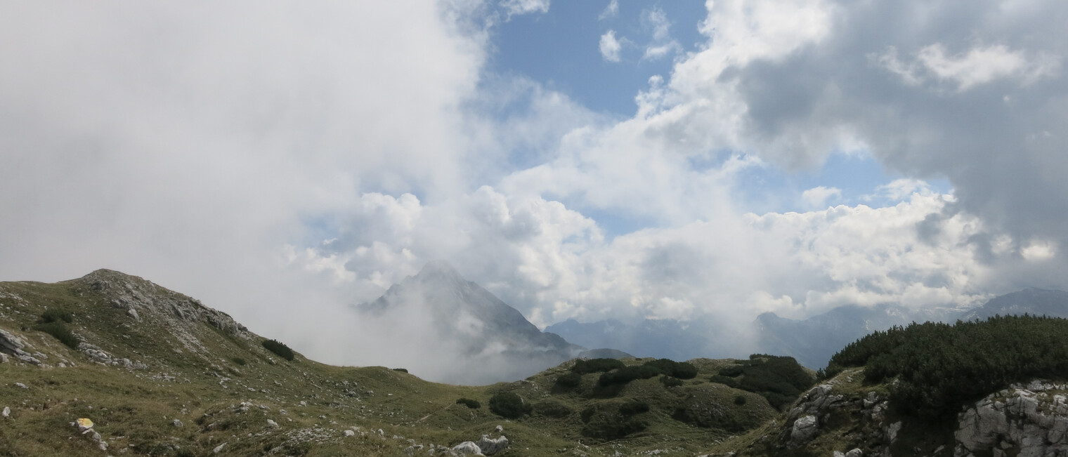 Hochgebirge im Sommer | © Kleinwalsertal Tourismus eGen | Fotograf: Antje Pabst Hochgebirge im Sommer | © Kleinwalsertal Tourismus eGen | Fotograf: Antje Pabst