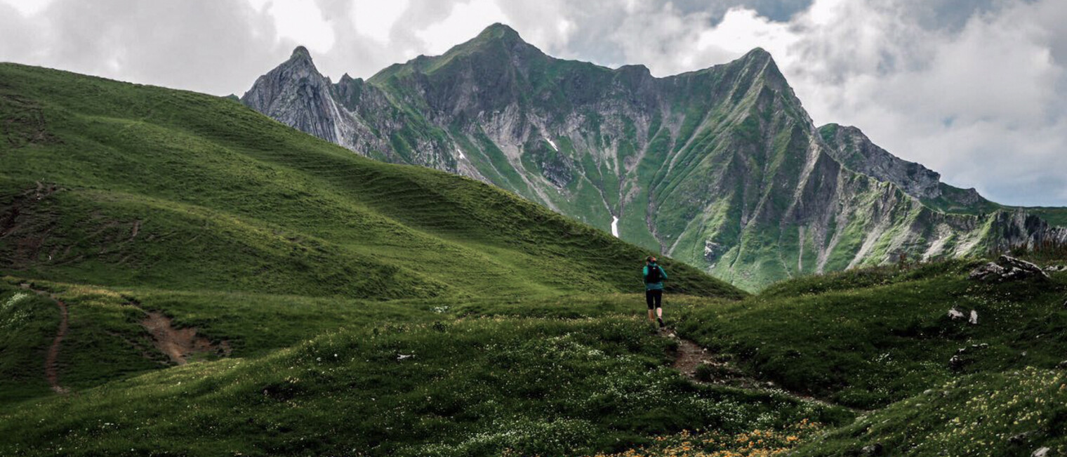 Kleinwalsertaler Bergwelt | © Kleinwalsertal Tourismus eGen | Fotograf: Dominik Berchtold Kleinwalsertaler Bergwelt | © Kleinwalsertal Tourismus eGen | Fotograf: Dominik Berchtold