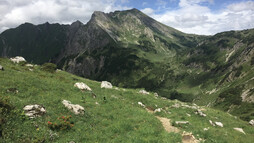 Tour Rund um den Widderstein | © Kleinwalsertal Tourismus eGen | Fotograf: Dominik Berchtold Tour Rund um den Widderstein | © Kleinwalsertal Tourismus eGen | Fotograf: Dominik Berchtold