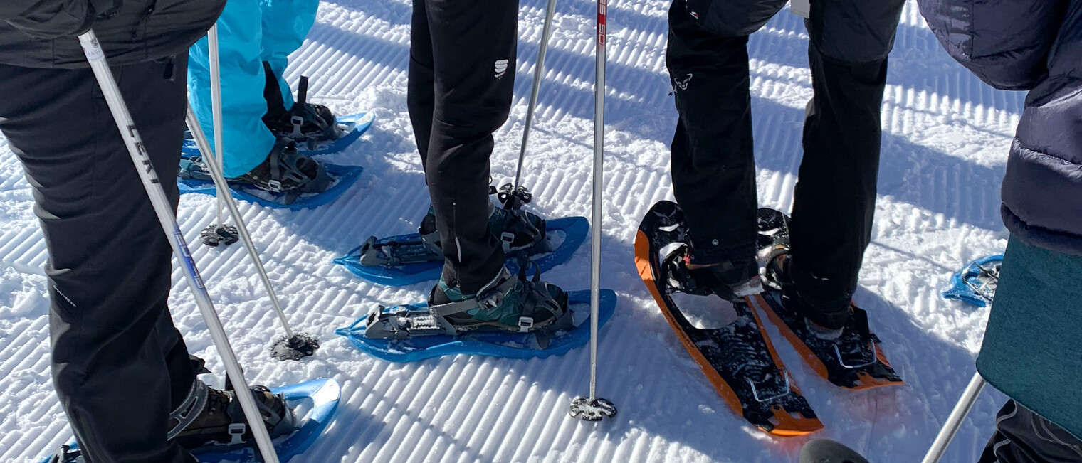 Schneeschuhtour Schwarzwassertal | © Kleinwalsertal Tourismus | Fotograf: Katharina Kleiter Schneeschuhtour Schwarzwassertal | © Kleinwalsertal Tourismus | Fotograf: Katharina Kleiter