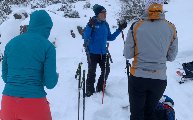 Skitour Bärgunttal Richtung Karlstor  | © Kleinwalsertal Tourismus eGen | Fotograf: Katharina Kleiter