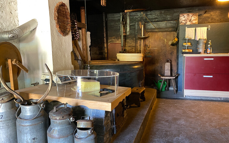 Traditionelle Sennküche in Bernhard's Gemstelalp | © Kleinwalsertal Tourismus eGen