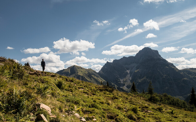 Duuratal Widderstein im Hintergrund | © Kleinwalsertal Tourismus eGen | Fotograf: Andre Tappe