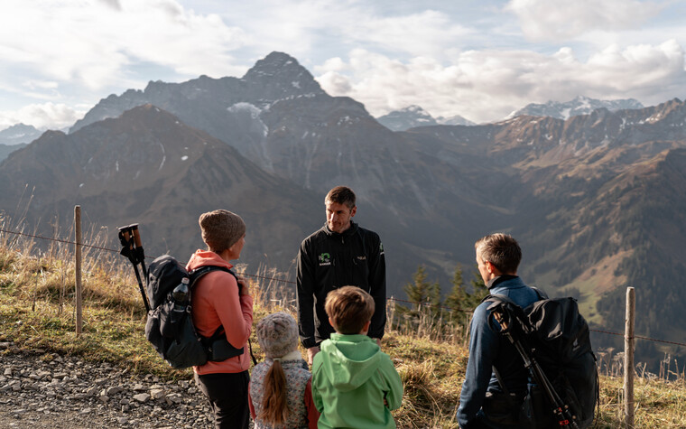 Natur bewusst erleben - Ranger im Kleinwalsertal | © Kleinwalsertal Tourismus | Fotograf: Basti Heckl