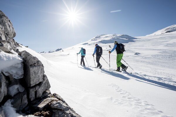 Schneeschuhwandern am Gottesacker | © Kleinwalsertal Tourismus eGen | Fotograf: Dominik Berchtold