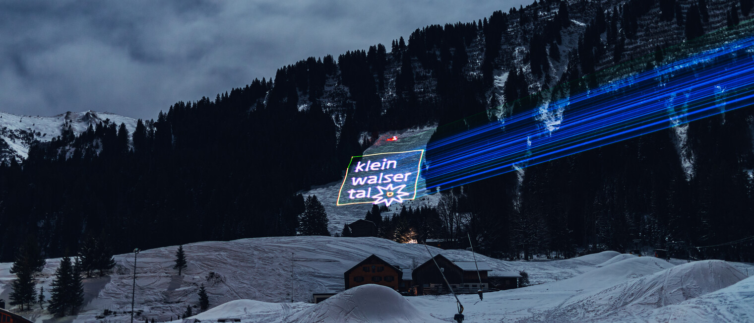 Bergsilvester Kleinwalsertal | © Kleinwalsertal Tourismus eGen | Fotograf: Moritz Hübner Bergsilvester Kleinwalsertal | © Kleinwalsertal Tourismus eGen | Fotograf: Moritz Hübner