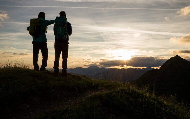 Wandern Sonnenaufgang Walmendingerhorn | © Kleinwalsertal Tourismus eGen | Fotograf: Oliver Farys