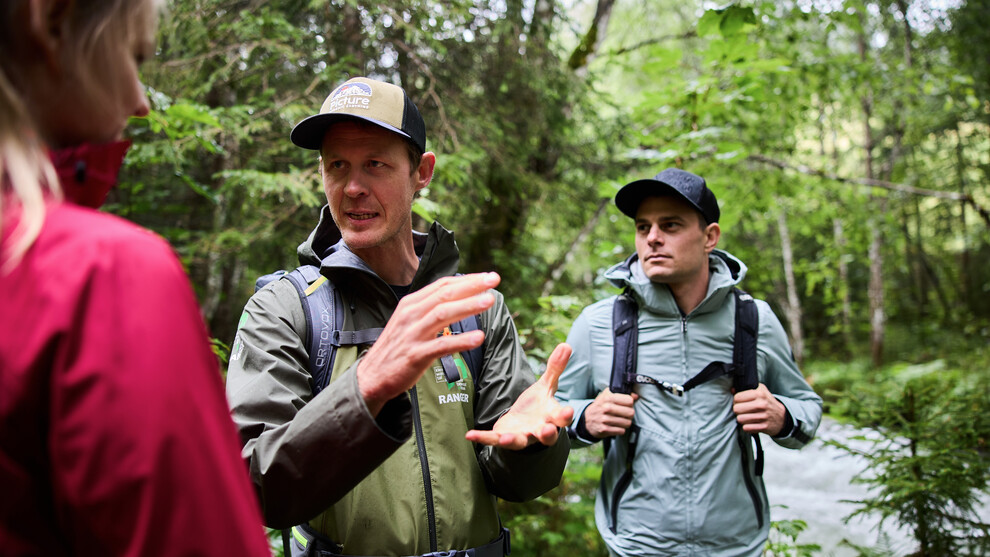 Wissensvermittlung Ranger NBE | © Kleinwalsertal Tourismus | Fotograf: Oliver Farys Wissensvermittlung Ranger NBE | © Kleinwalsertal Tourismus | Fotograf: Oliver Farys