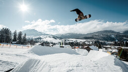 Crystal Ground Snowpark Sprung | © Crystal Ground Snowpark | Fotograf: Stefan Eigner Crystal Ground Snowpark Sprung | © Crystal Ground Snowpark | Fotograf: Stefan Eigner