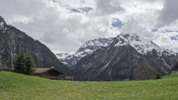 Bärenkopf | 2.083m | © Kleinwalsertal Tourismus eGen Bärenkopf | 2.083m | © Kleinwalsertal Tourismus eGen