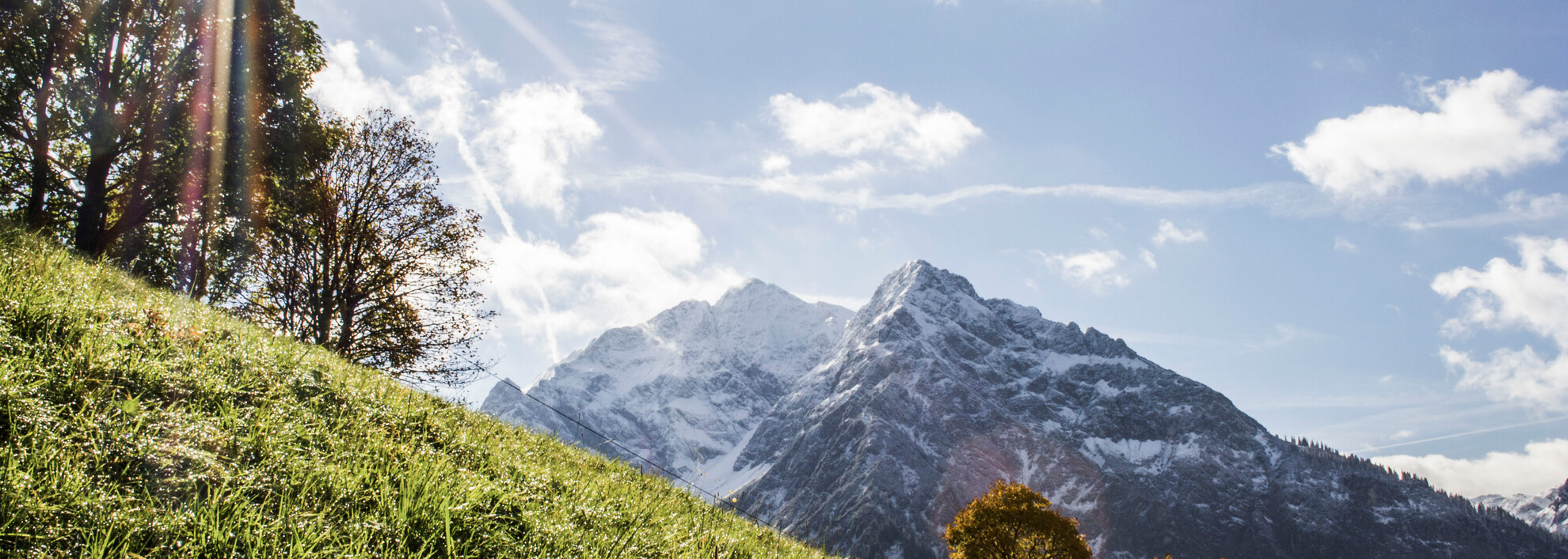 Herbststimmung in Hirschegg | © Kleinwalsertal Tourismus eGen | Fotograf: Carolin Schratt Herbststimmung in Hirschegg | © Kleinwalsertal Tourismus eGen | Fotograf: Carolin Schratt
