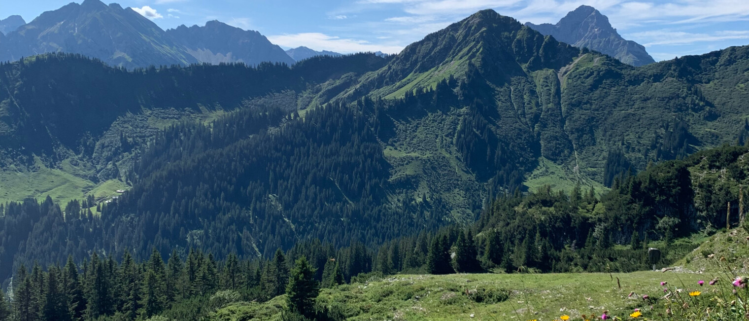 Ifen Panoramaweg | © Kleinwalsertal Tourismus eGen Ifen Panoramaweg | © Kleinwalsertal Tourismus eGen