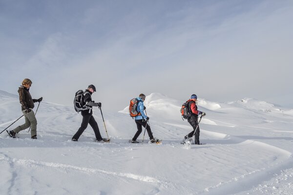 Schneeschuhwandern im Kleinwalsertal | © Kleinwalsertal Tourismus eGen
