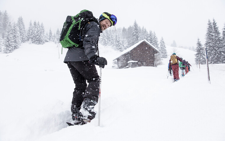 Aufstieg im Kleinwalsertal beim VAUDE Skitourencamp | © Bergwelt Oberstaufen | Fotograf: Moritz Sonntag